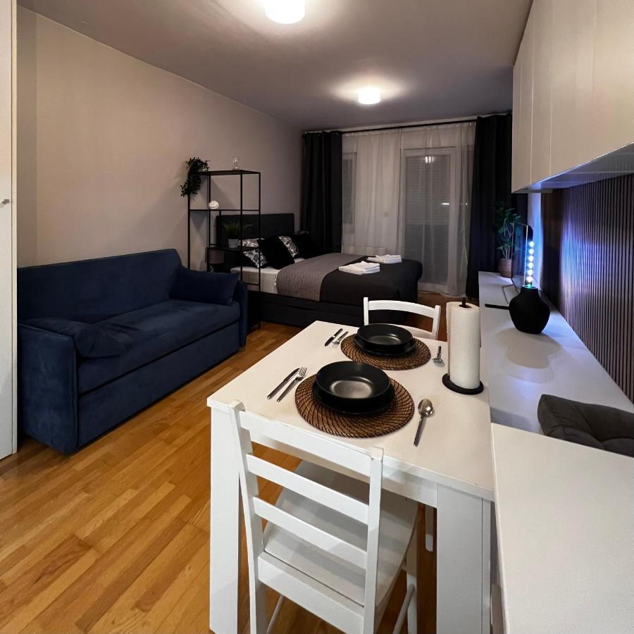 Maestral Living Studio Apartment Zagreb Eksteriør billede